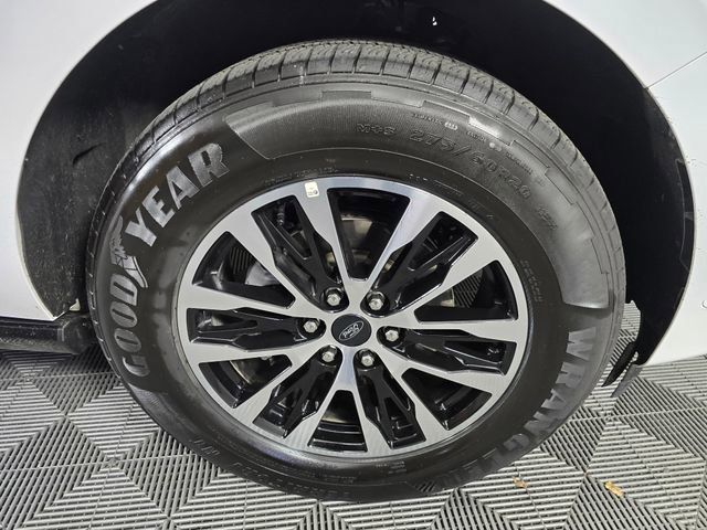 Certified 2025 Ford Expedition Max Platinum AWD/4WD image 9