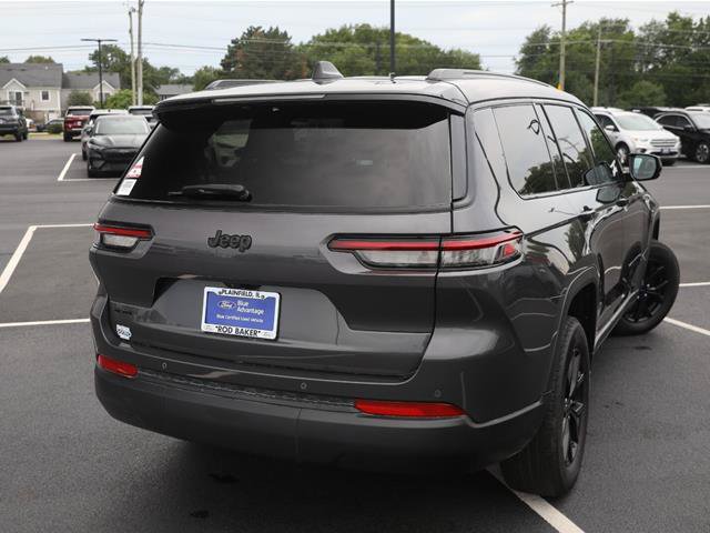 Used 2024 Jeep Grand Cherokee L Altitude AWD/4WD image 12