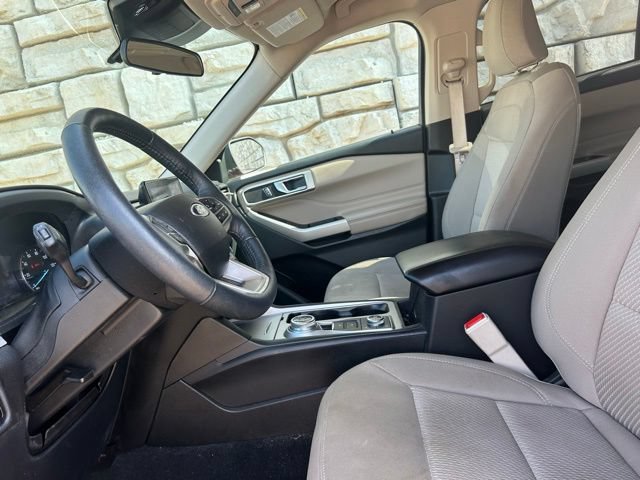 Certified 2023 Ford Explorer XLT AWD/4WD image 8