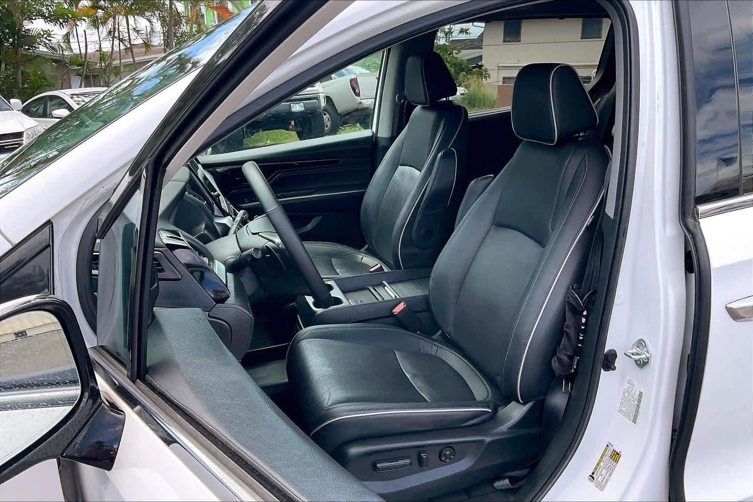 Used 2023 Honda Odyssey Elite image 11