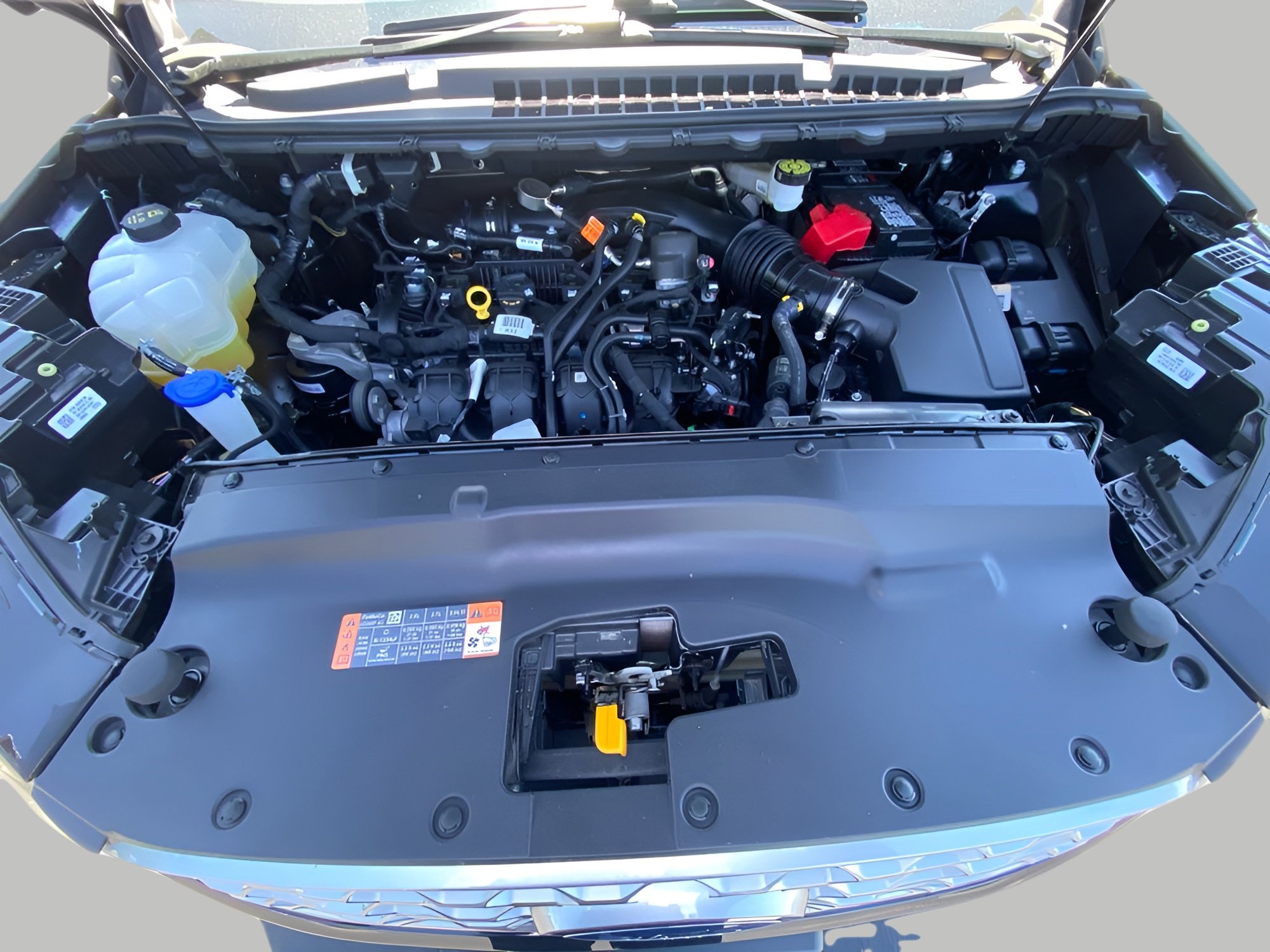 Certified 2024 Ford Edge SEL AWD/4WD image 3