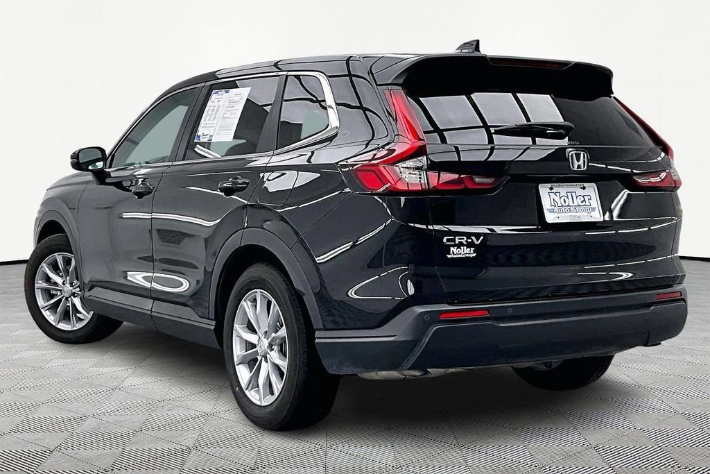 Used 2025 Honda CR-V EX-L image 2