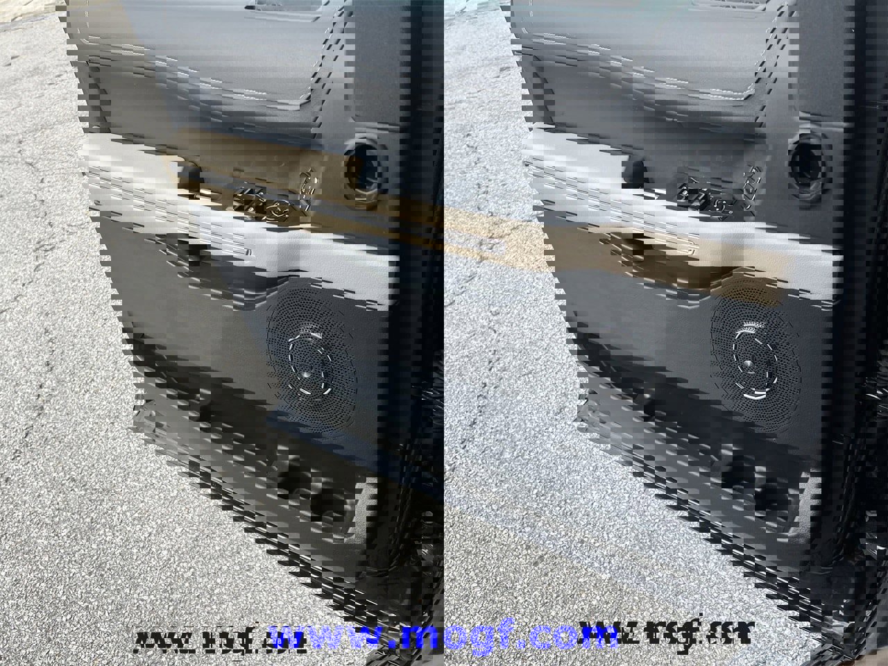 Certified 2024 Ford Expedition Limited image 25