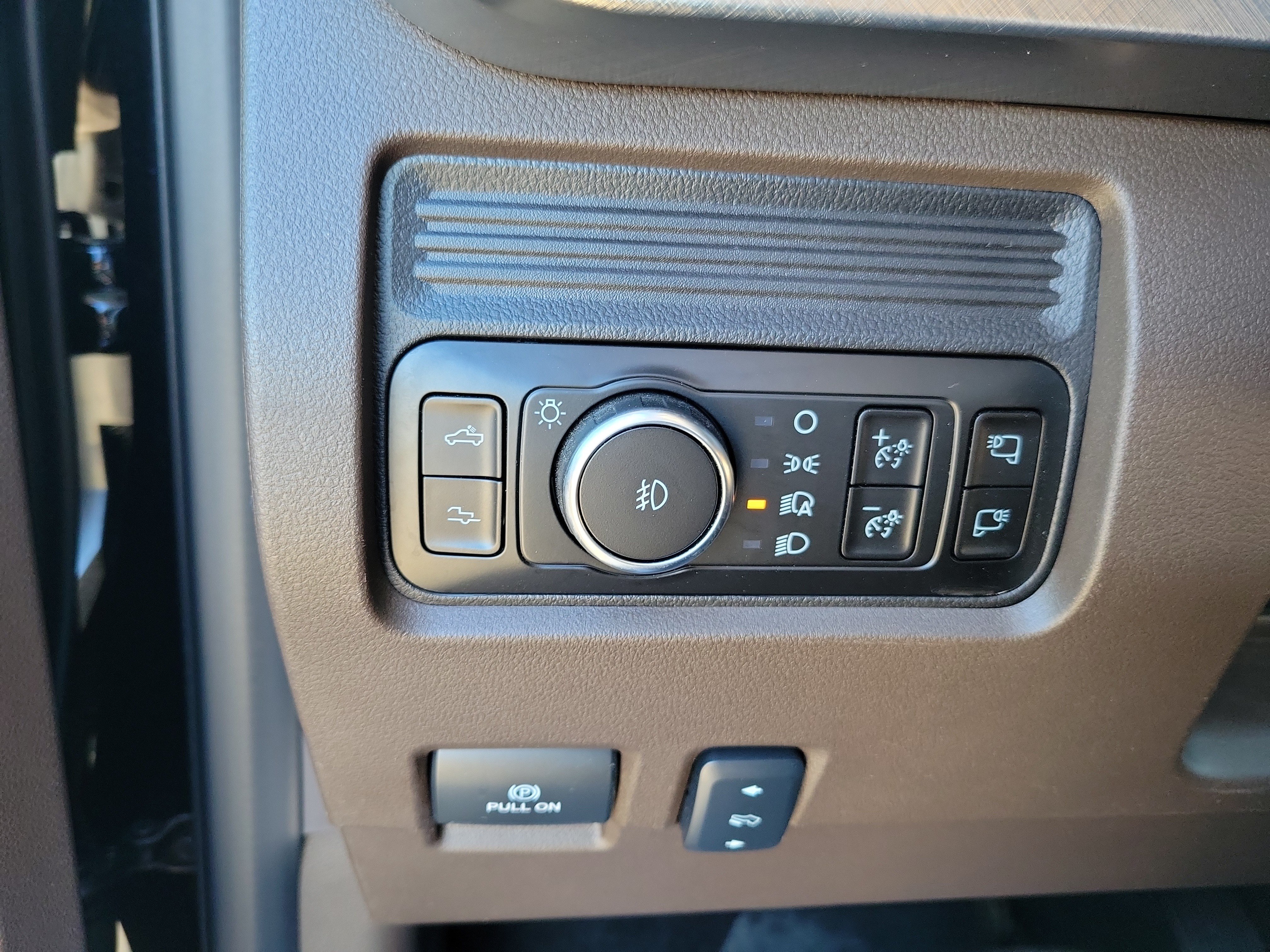 Certified 2026 Ford F350 King Ranch AWD/4WD image 22