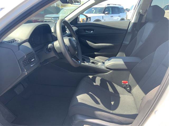 Used 2025 Honda Accord SE image 9