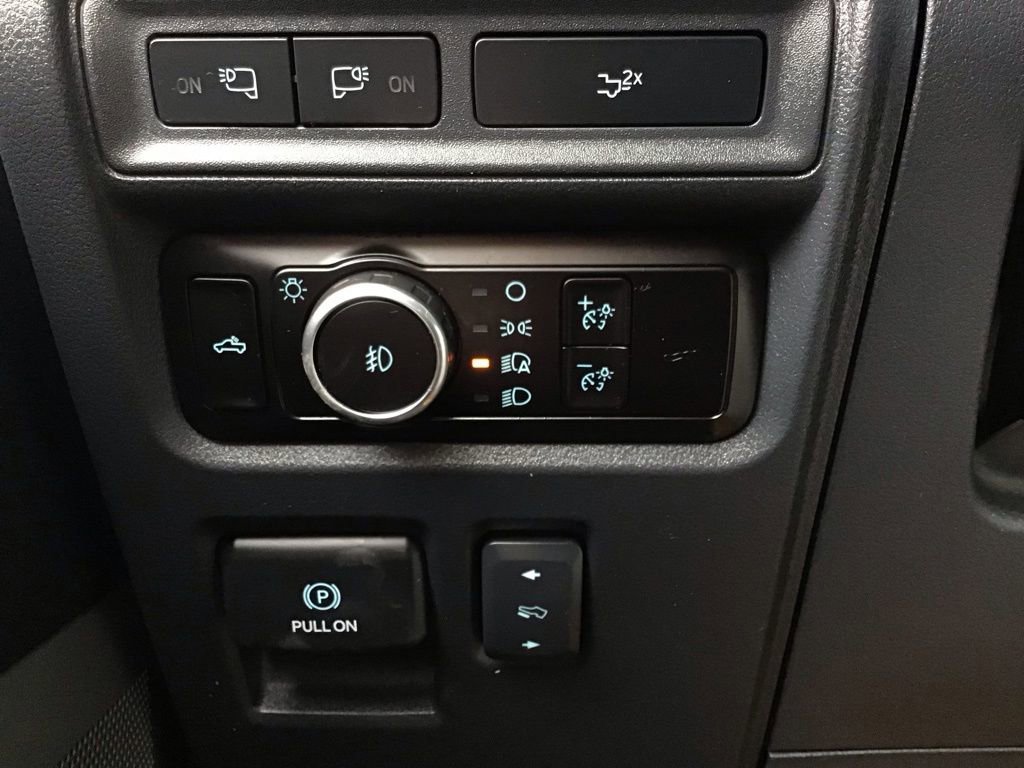 Certified 2023 Ford F150 Lariat w/ Equipment Group 502A High image 21