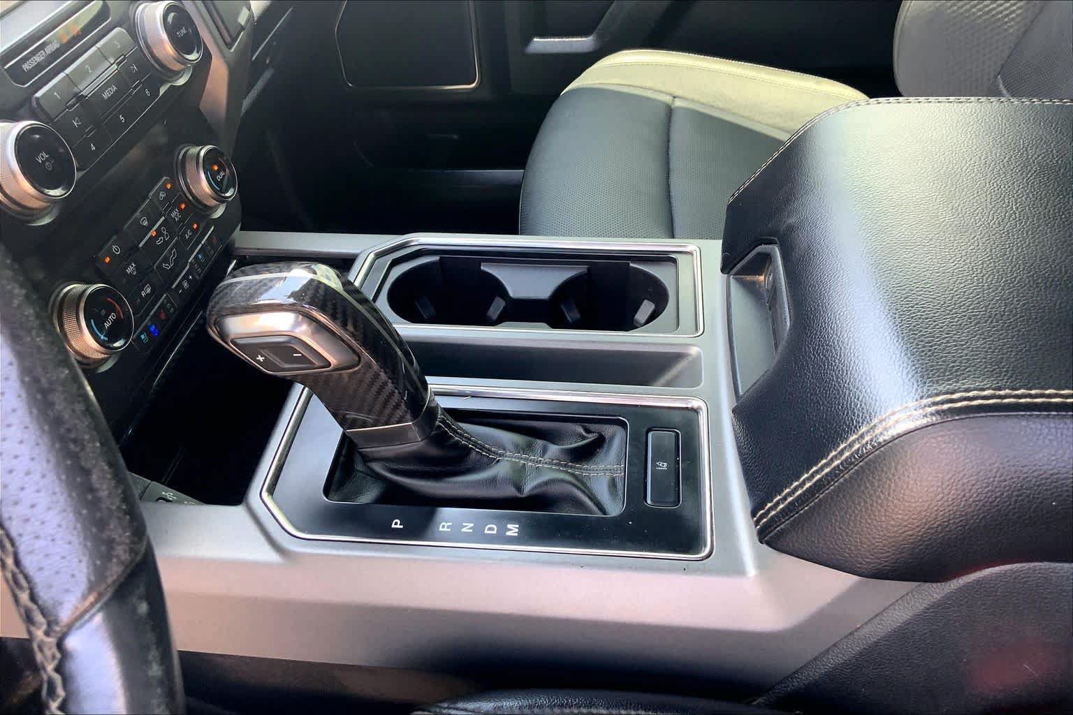 Certified 2019 Ford F150 Raptor w/ Equipment Group 802A Luxury AWD/4WD image 17