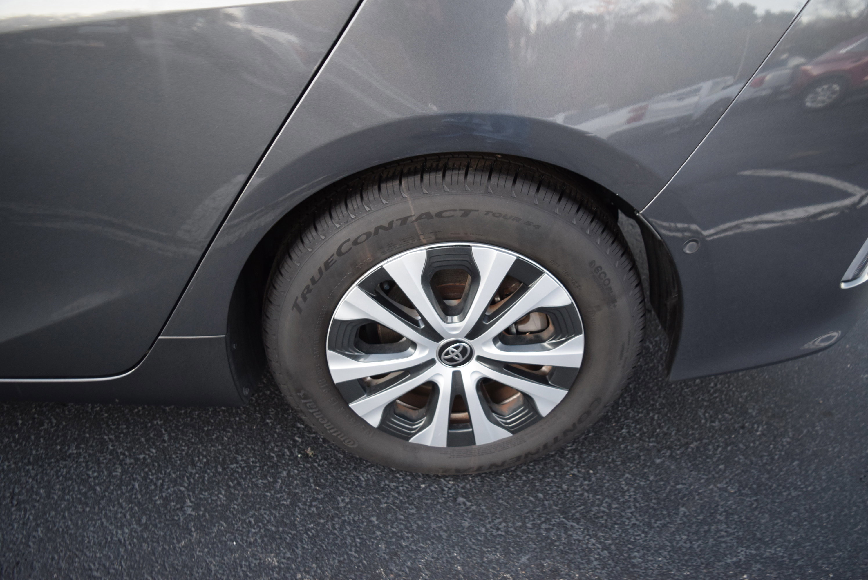 Used 2021 Toyota Prius Prime Limited image 7