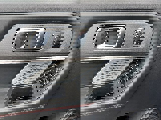 Certified 2025 Ford Explorer ST image 23