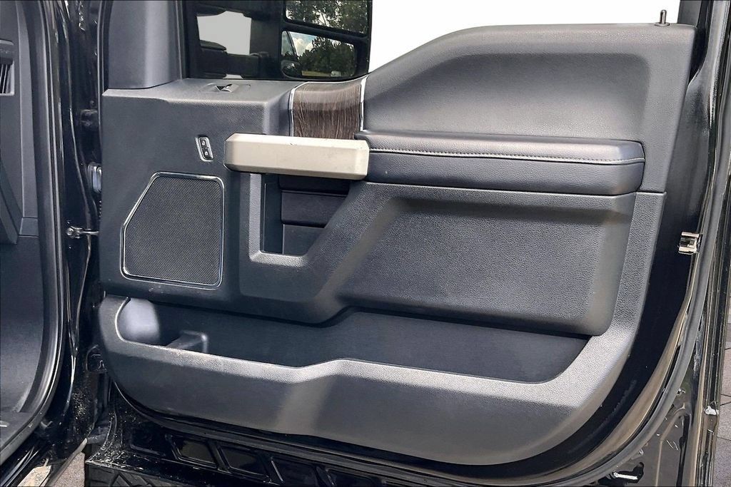 Certified 2021 Ford F250 Lariat AWD/4WD image 24