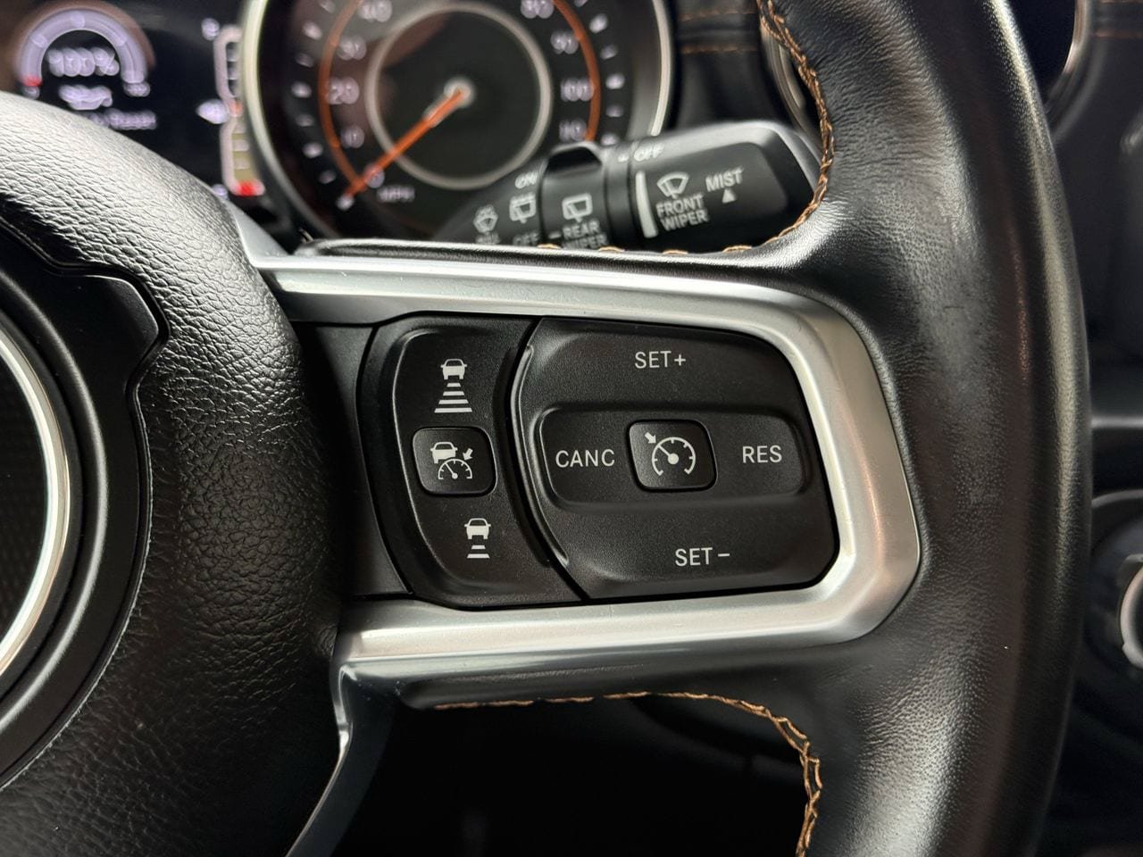 Used 2021 Jeep Wrangler Unlimited Sahara AWD/4WD image 13
