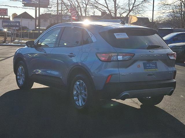 Certified 2022 Ford Escape SE w/ Convenience Package image 2