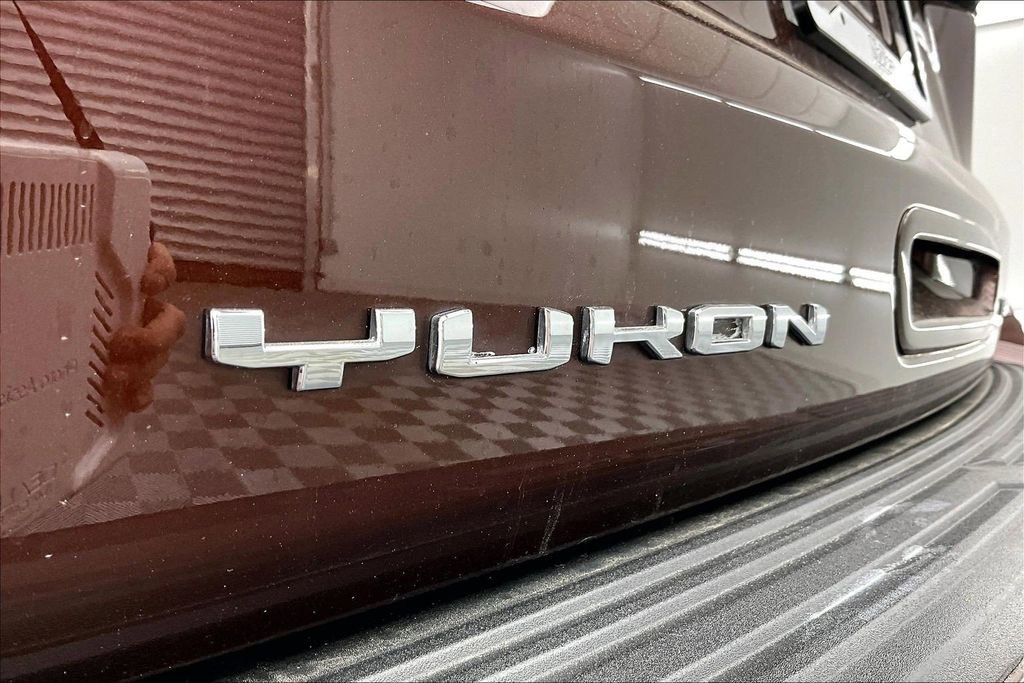 Used 2023 GMC Yukon Denali Ultimate image 8