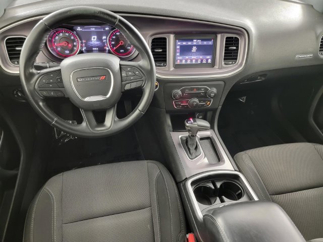 Used 2019 Dodge Charger SXT RWD image 31