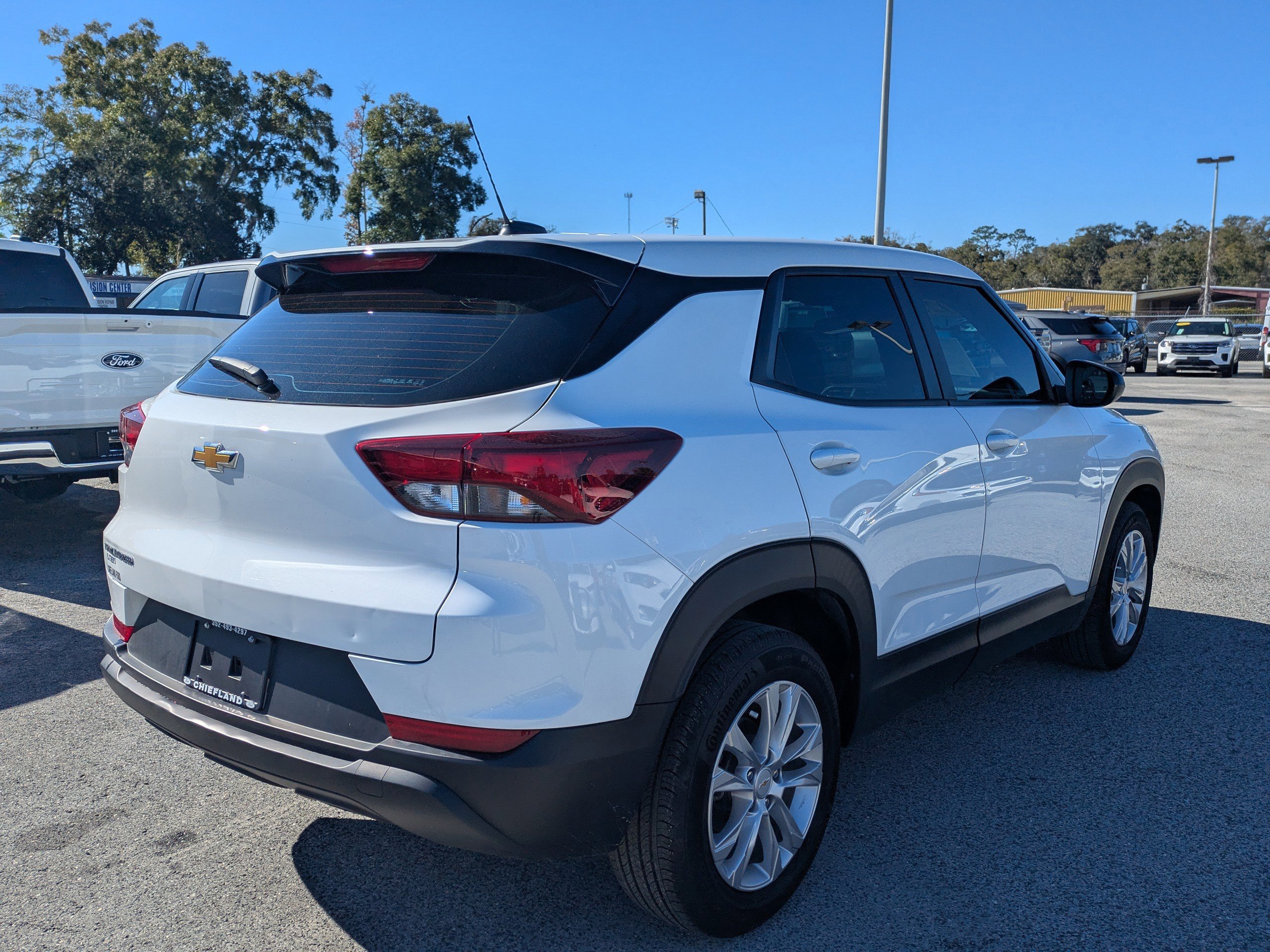 Used 2023 Chevrolet TrailBlazer LS image 5