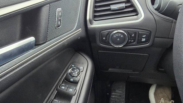 Certified 2024 Ford Edge SEL w/ Convenience Package image 22