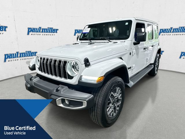 Used 2025 Jeep Wrangler Unlimited Sahara AWD/4WD image 1