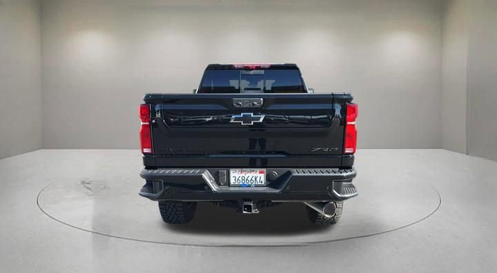 Used 2026 Chevrolet Silverado 2500 ZR2 w/ LPO, Dark Essentials Package image 2