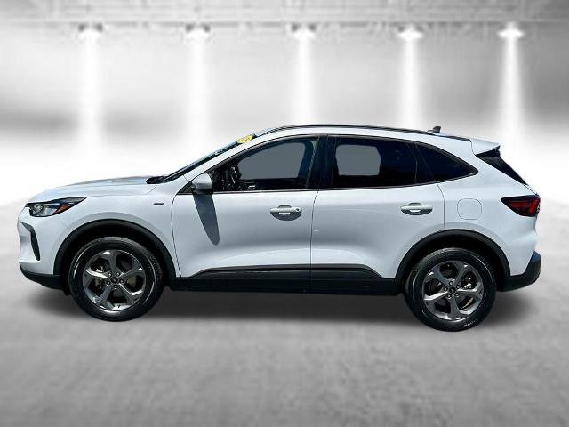 Certified 2025 Ford Escape ST-Line Select AWD/4WD image 8