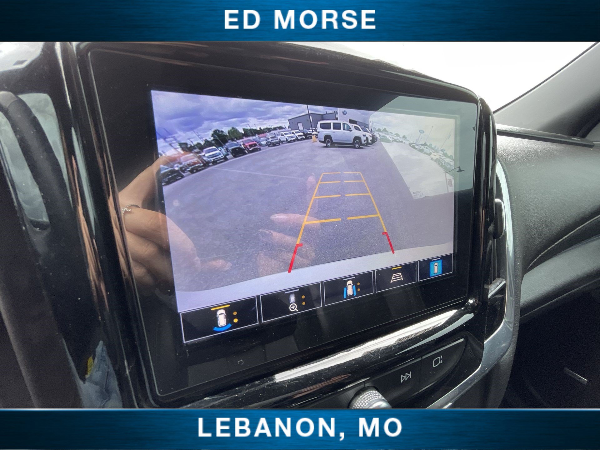 Used 2023 Chevrolet Traverse RS AWD/4WD image 14