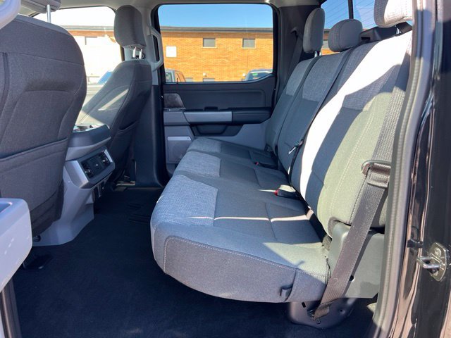 Certified 2024 Ford F250 XLT w/ Black Appearance Package AWD/4WD image 21