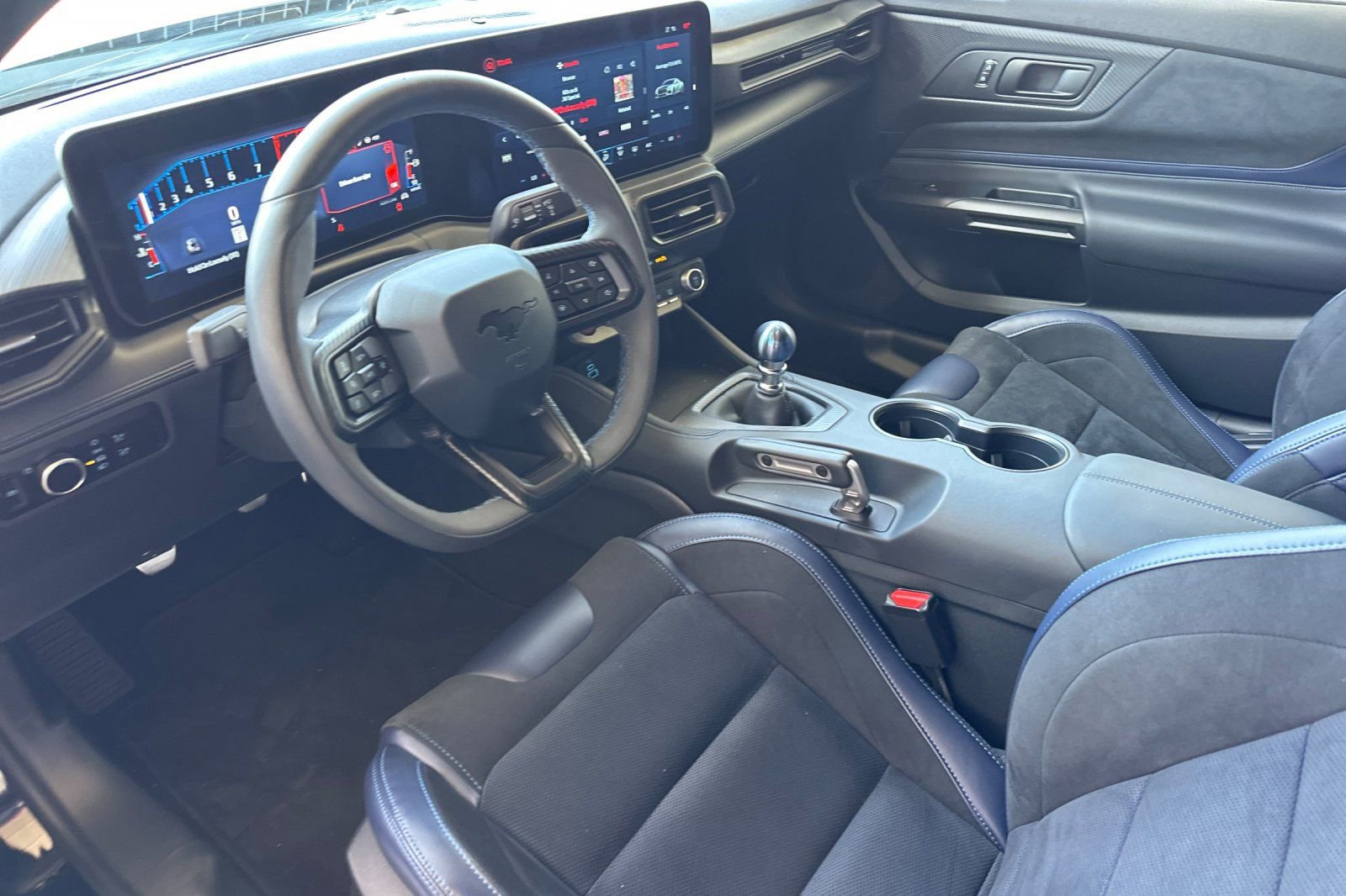Certified 2025 Ford Mustang Dark Horse w/ Dark Horse Handlin Package RWD image 9