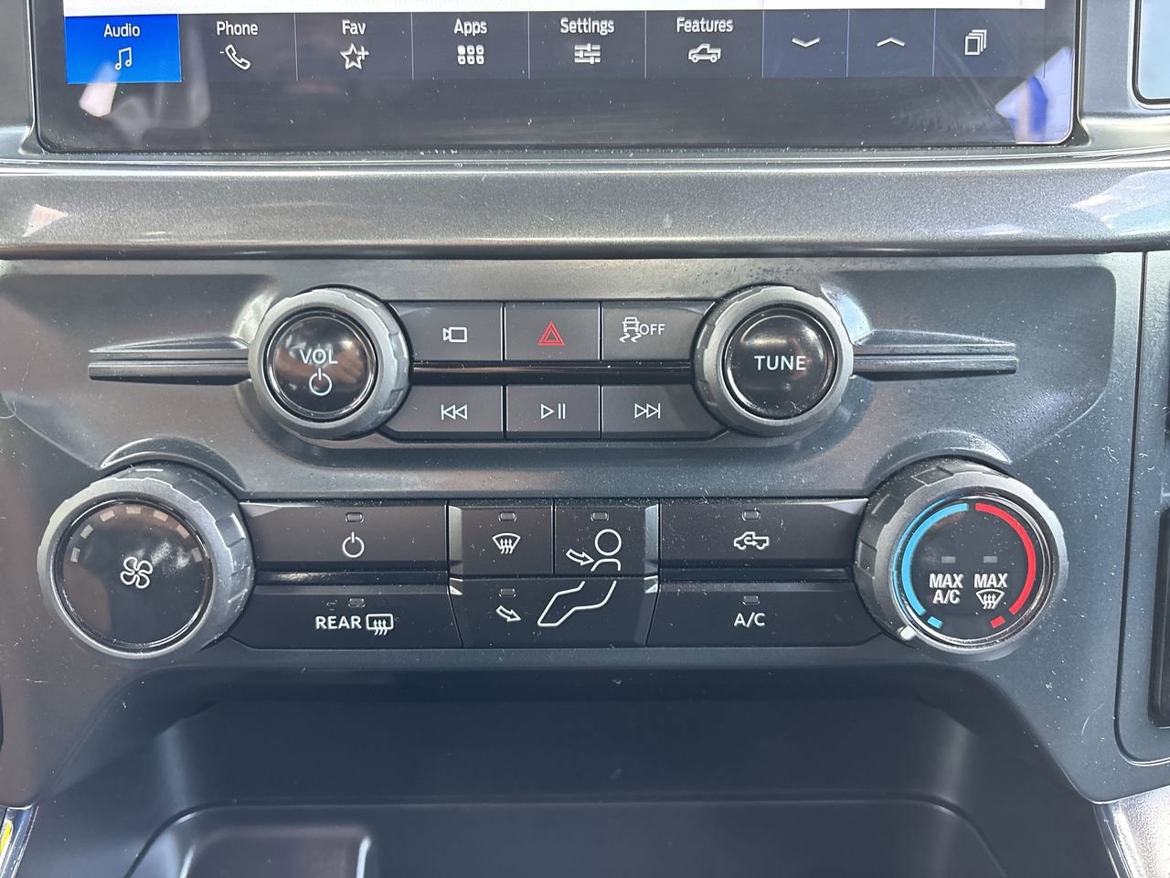 Certified 2025 Ford F150 STX w/ Equipment Group 200A image 28