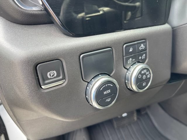 Used 2024 GMC Sierra 1500 SLT RWD image 15