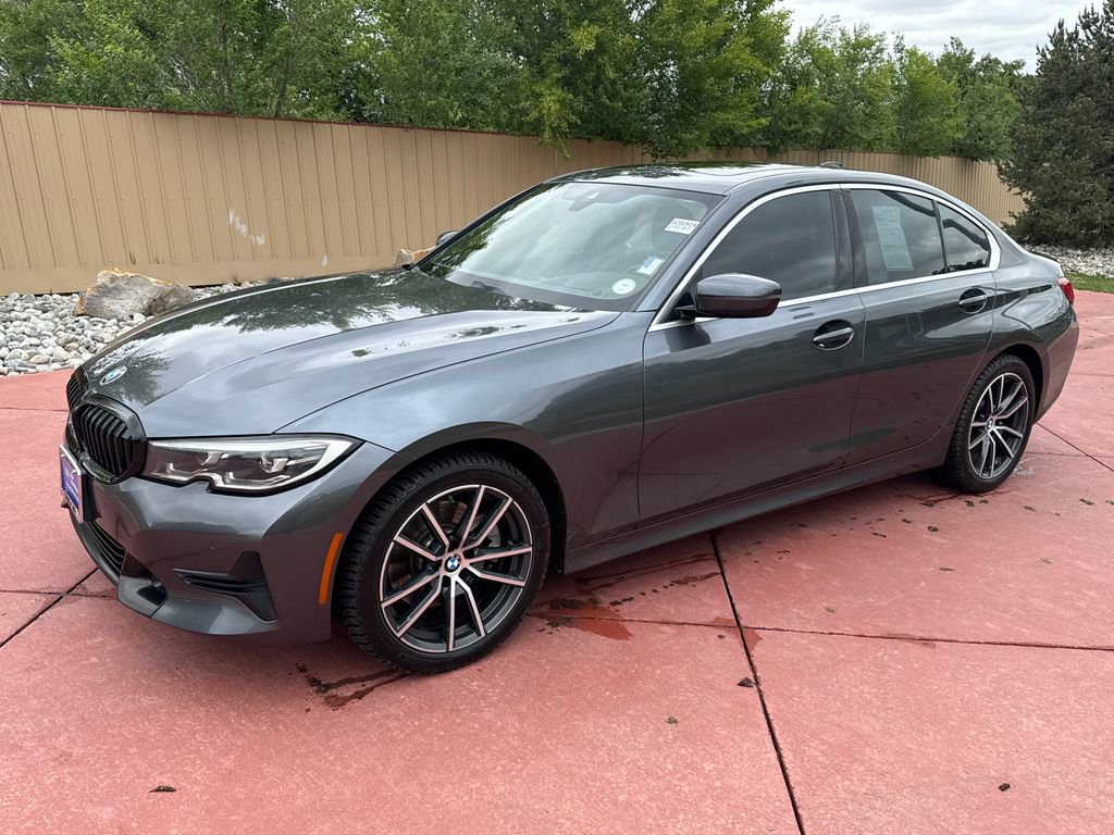 Used 2019 BMW 330i xDrive Sedan w/ Premium Package AWD/4WD image 3