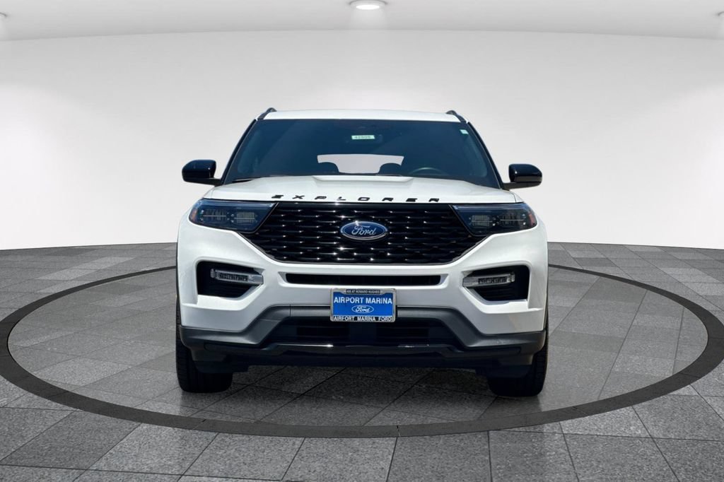 Certified 2023 Ford Explorer ST-Line w/ Class IV Trailer Tow Package RWD image 11