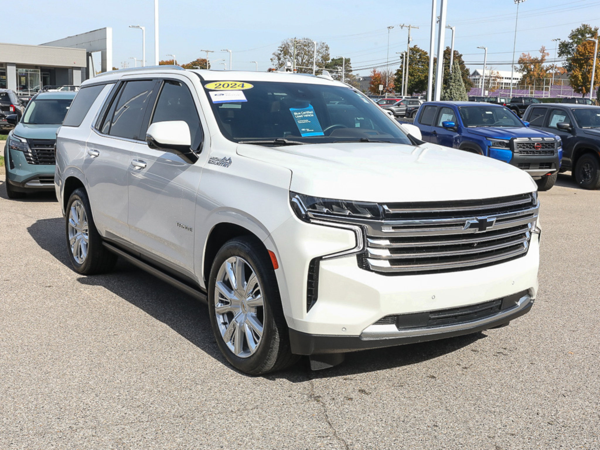Used 2024 Chevrolet Tahoe High Country AWD/4WD image 9