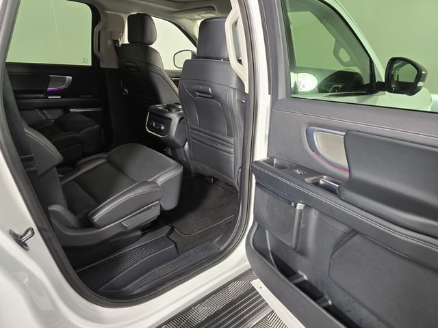 Certified 2025 Ford Expedition Max Platinum AWD/4WD image 13