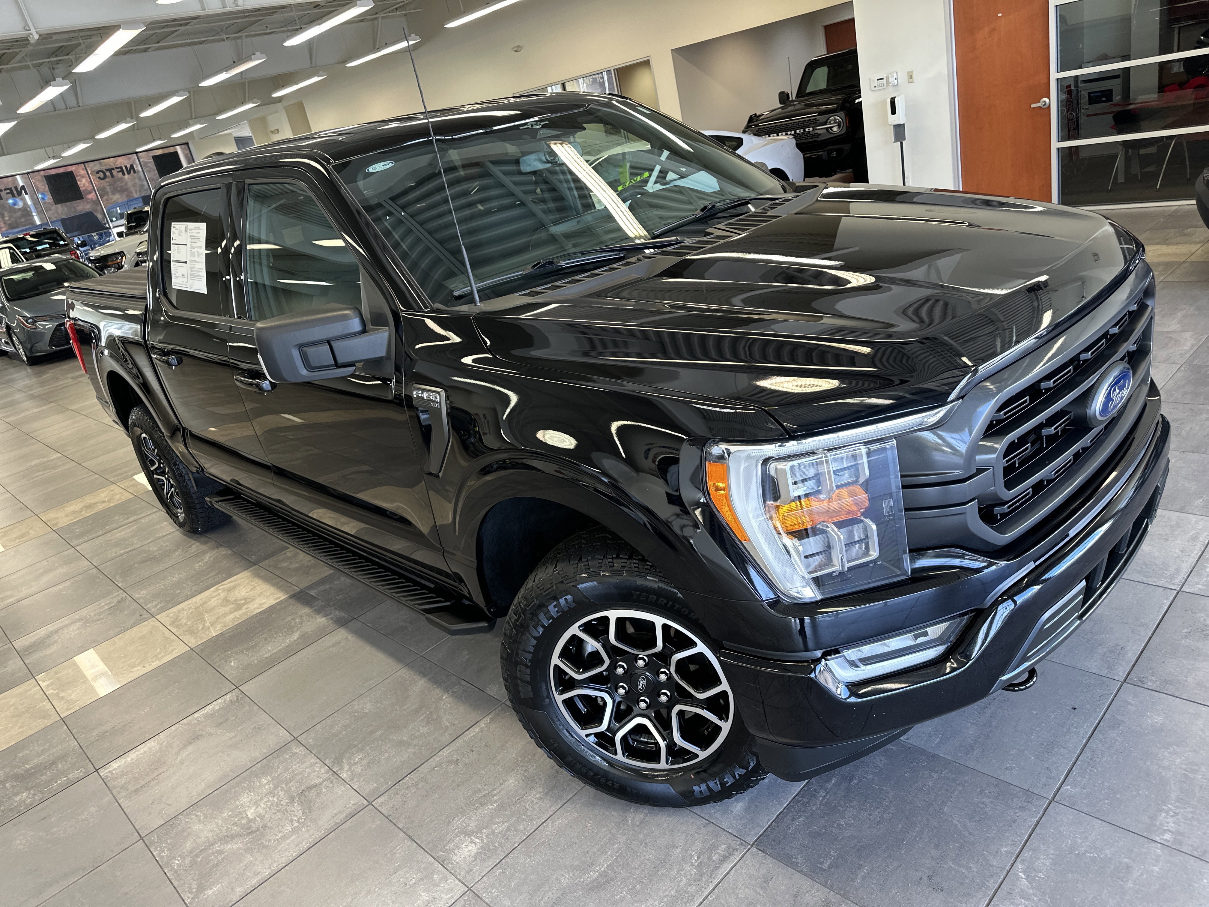 Certified 2023 Ford F150 XLT w/ Equipment Group 302A High image 8