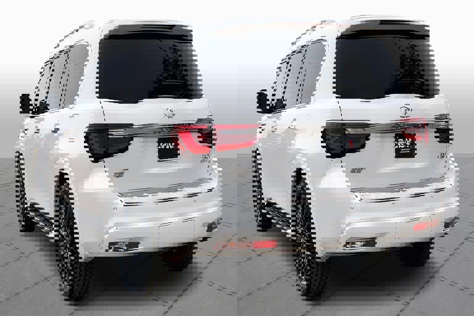 Used 2022 INFINITI QX80 Premium Select w/ Cargo Package image 4