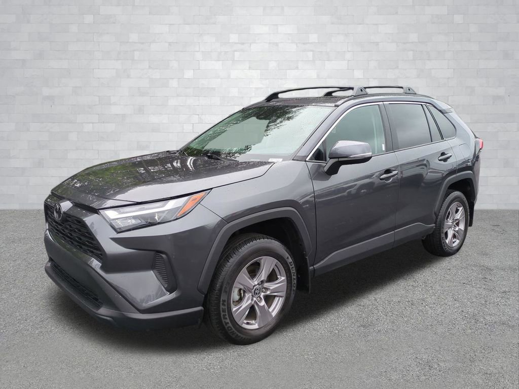 Used 2023 Toyota RAV4 XLE w/ Convenience Package FWD image 9