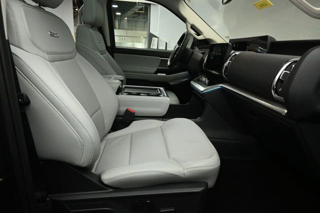Certified 2025 Ford Expedition Platinum w/ Driver's Package AWD/4WD image 27