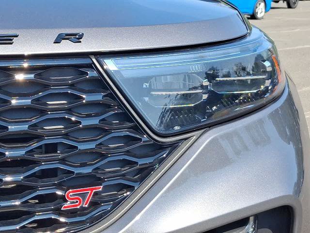 Certified 2022 Ford Explorer ST w/ Equipment Group 401A AWD/4WD image 30