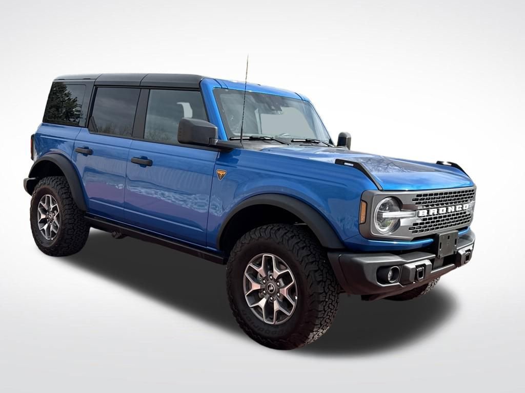 Certified 2025 Ford Bronco Badlands AWD/4WD image 1