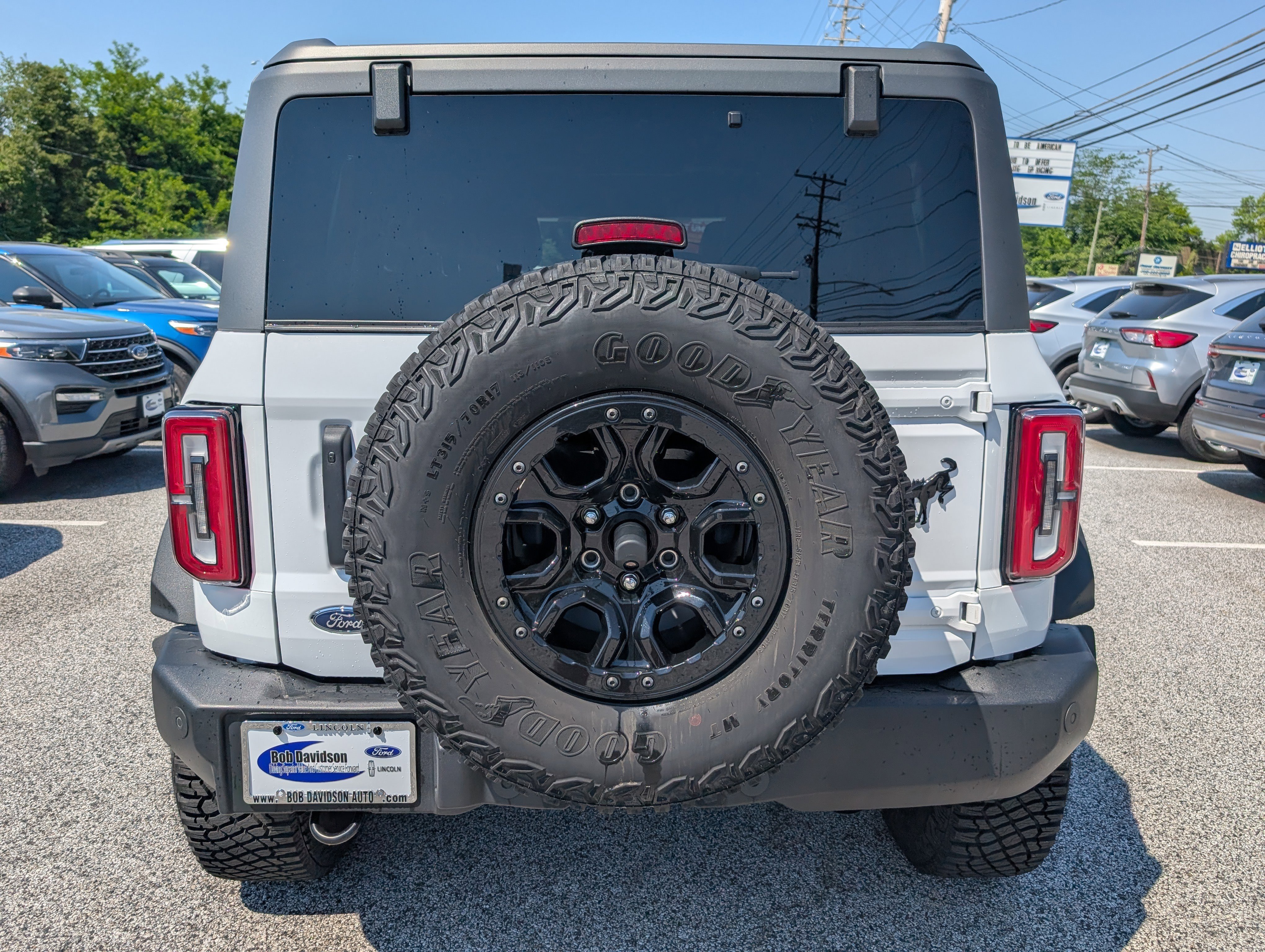 Certified 2023 Ford Bronco Wildtrak AWD/4WD image 6