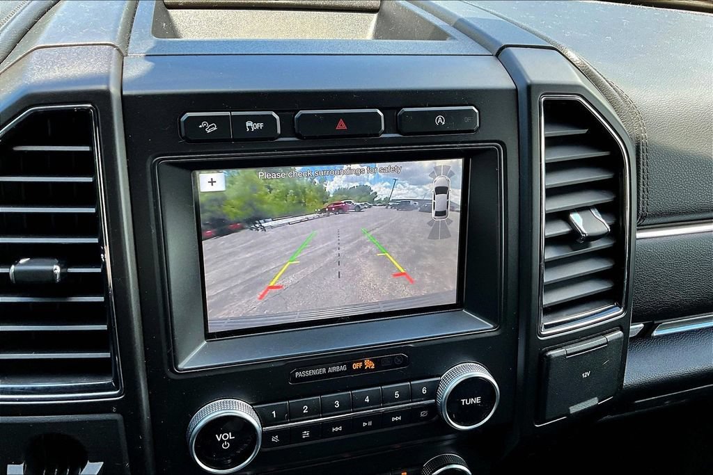 Certified 2018 Ford Expedition Limited AWD/4WD image 15