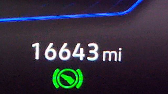 Used 2024 Volkswagen Tiguan SE image 12