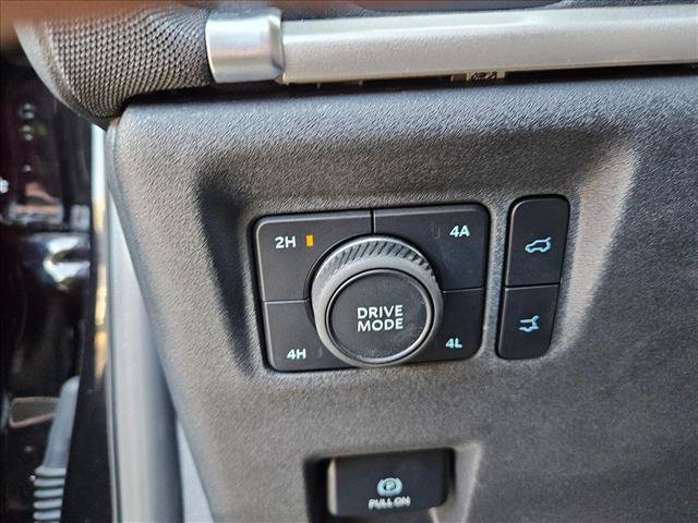 Certified 2025 Ford Expedition Active AWD/4WD image 22
