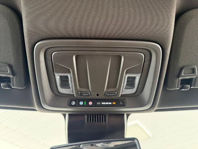 Used 2025 GMC Sierra 1500 SLT RWD image 19