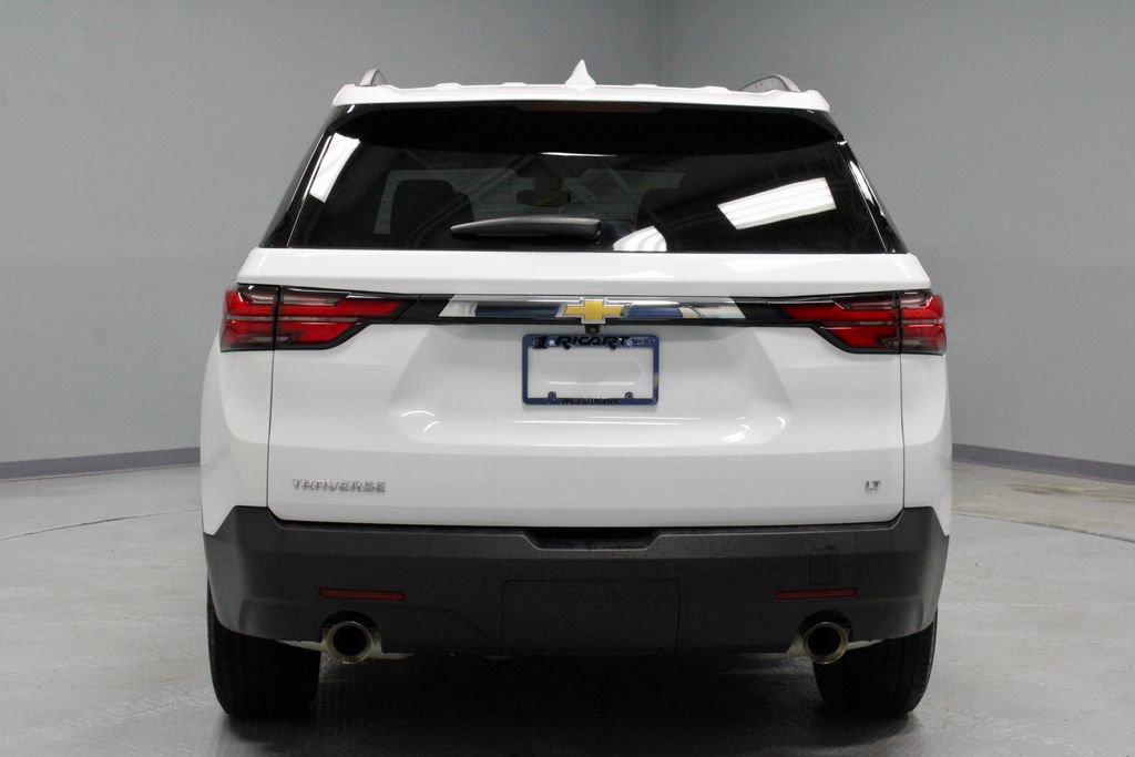 Used 2023 Chevrolet Traverse LT FWD image 11
