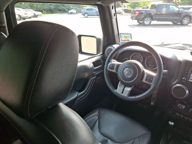 Used 2018 Jeep Wrangler Unlimited Sahara AWD/4WD image 15