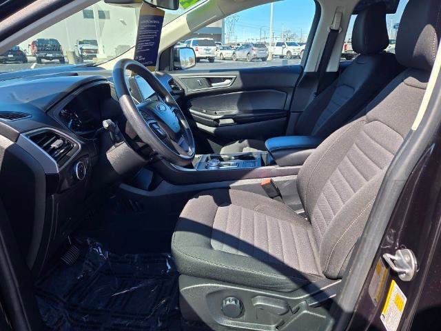 Certified 2024 Ford Edge SE w/ Black Appearance Package image 23