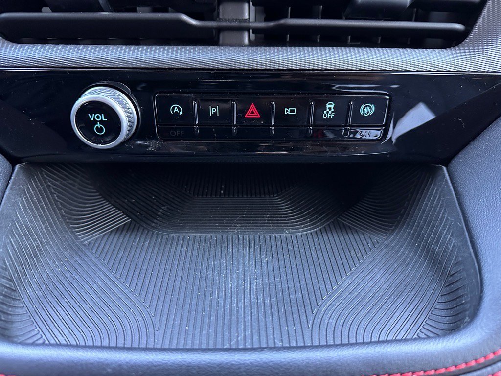 Certified 2025 Ford Explorer ST-Line image 25