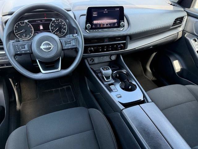 Used 2024 Nissan Rogue S FWD image 12