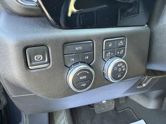 Used 2025 GMC Sierra 1500 SLT AWD/4WD image 9