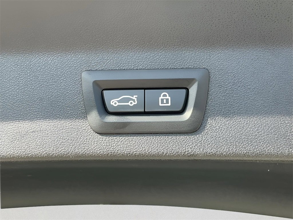 Used 2020 BMW X3 M w/ Executive Package image 27